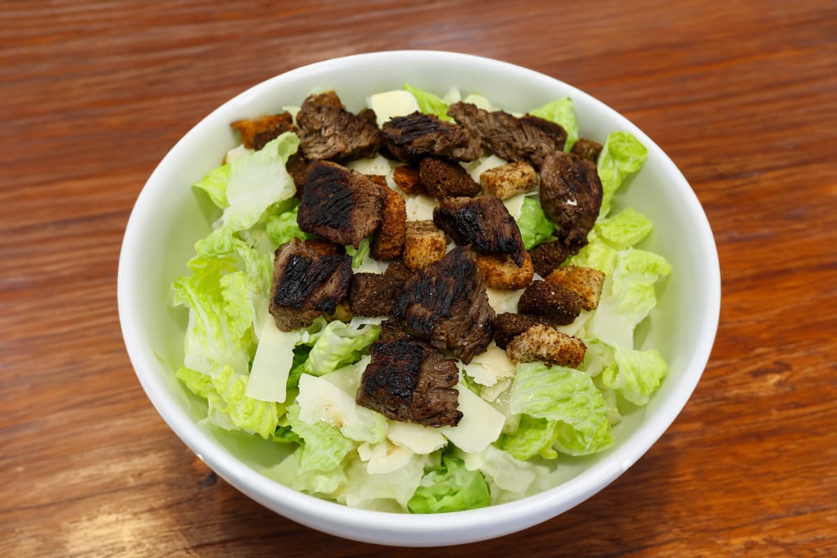 Steak Tip Salad